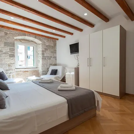 Top Center Guest house Split