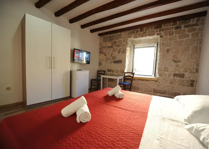 トップ センター 3* スプリト