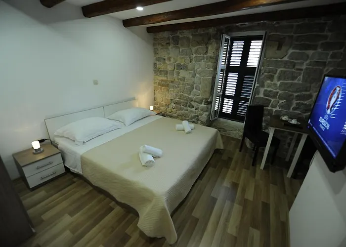 トップ センター スプリト