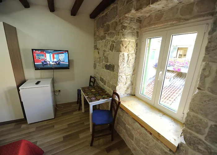 ゲストハウス トップ センター