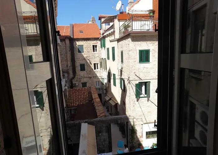 トップ センター