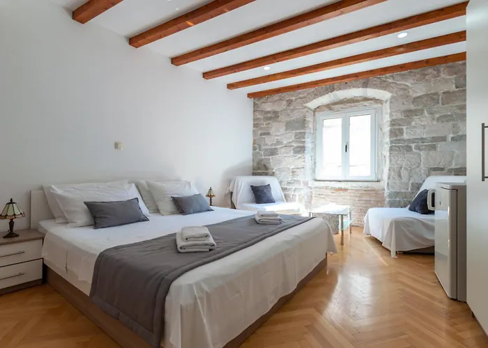 トップ センター 3*