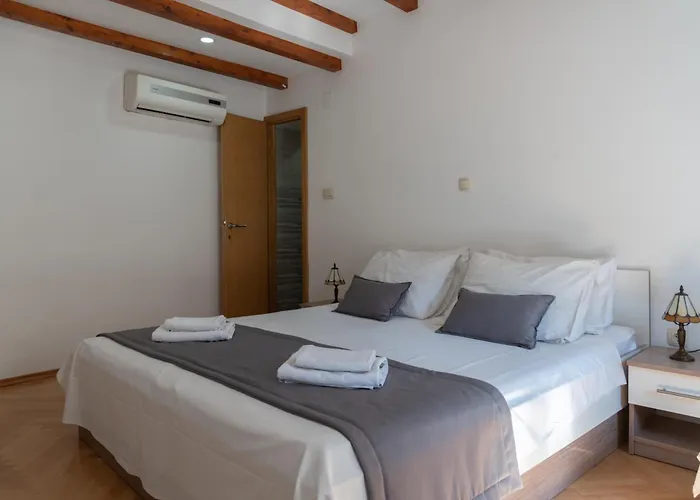 トップ センター